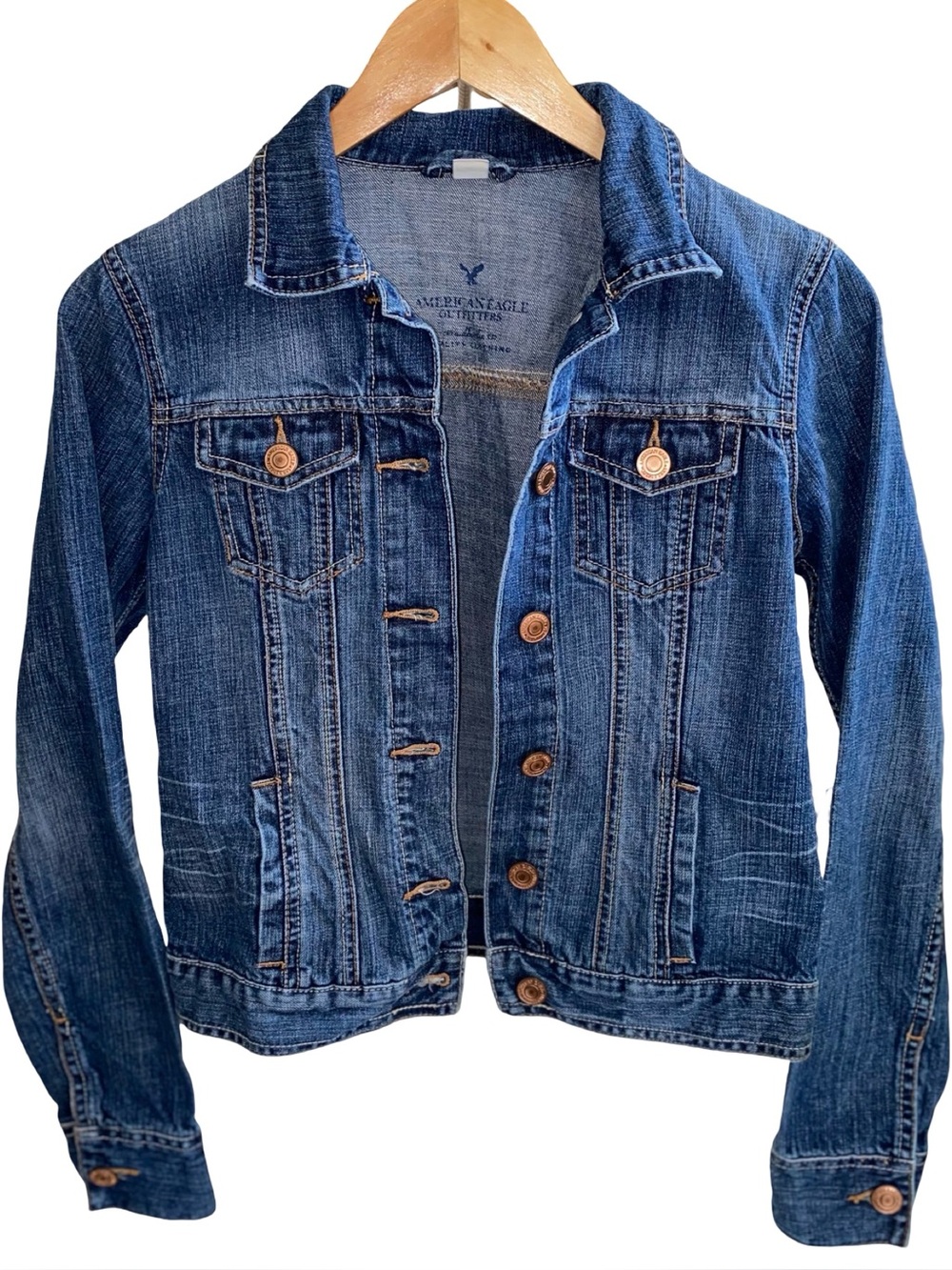 American Eagle Outfitters Women’s Denim Jacket Size Small